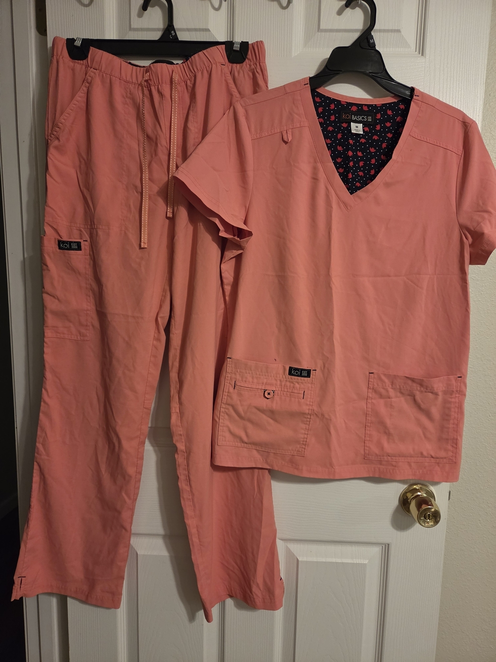 Koi Basics Coral Women's Scrub-Style Set